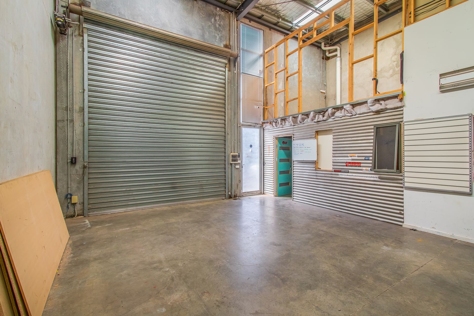 Quality Office Space & Warehouse!