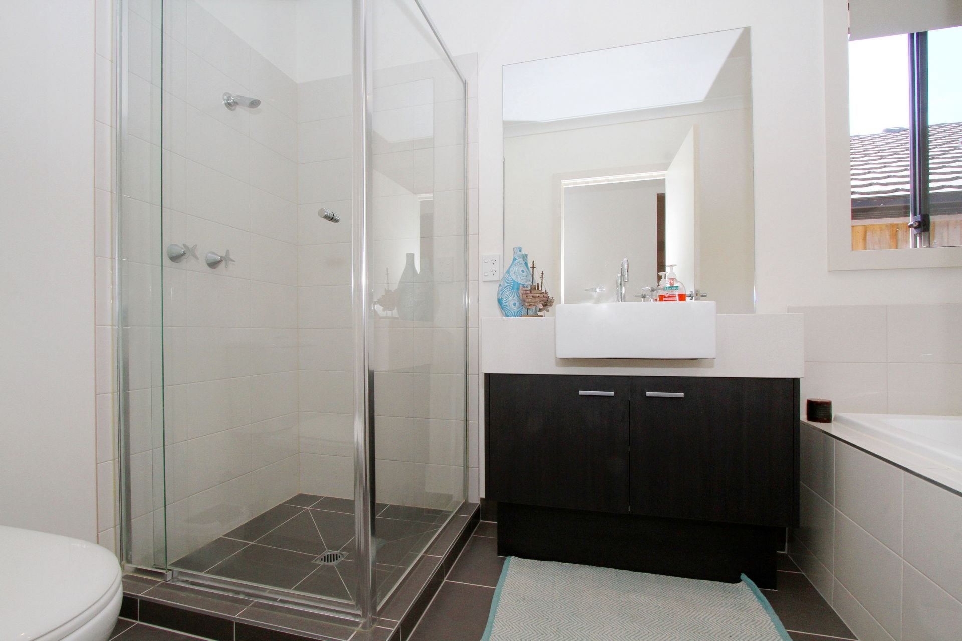 Effortless Modern Living