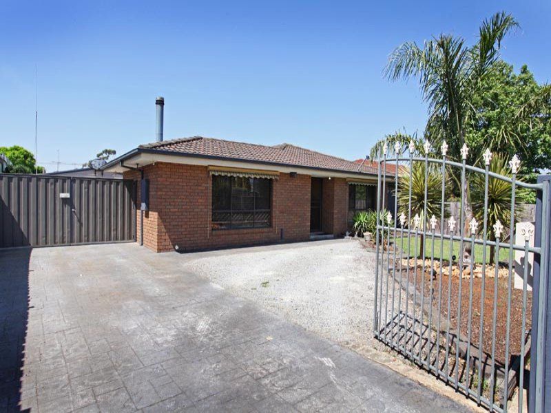 6 Stewart Crescent, Rockbank - Thumbnail 2