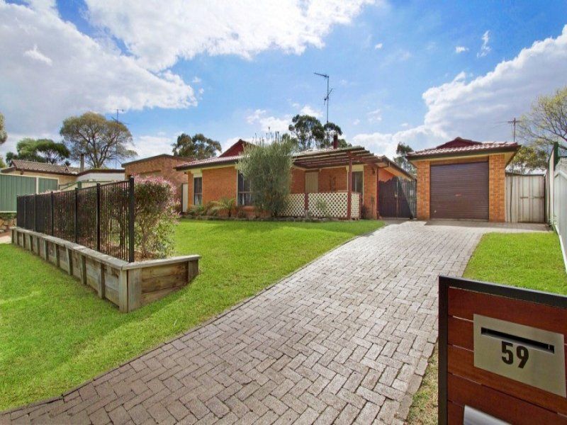 59 Andrew Thompson Drive, McGraths Hill - Thumbnail 2