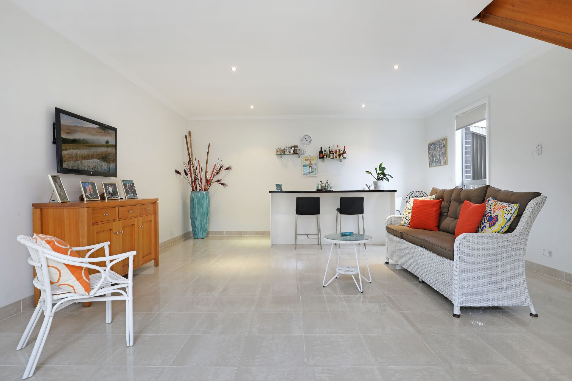 Real Estate For Sale 2/127 Shearwater Drive Lake Heights , NSW