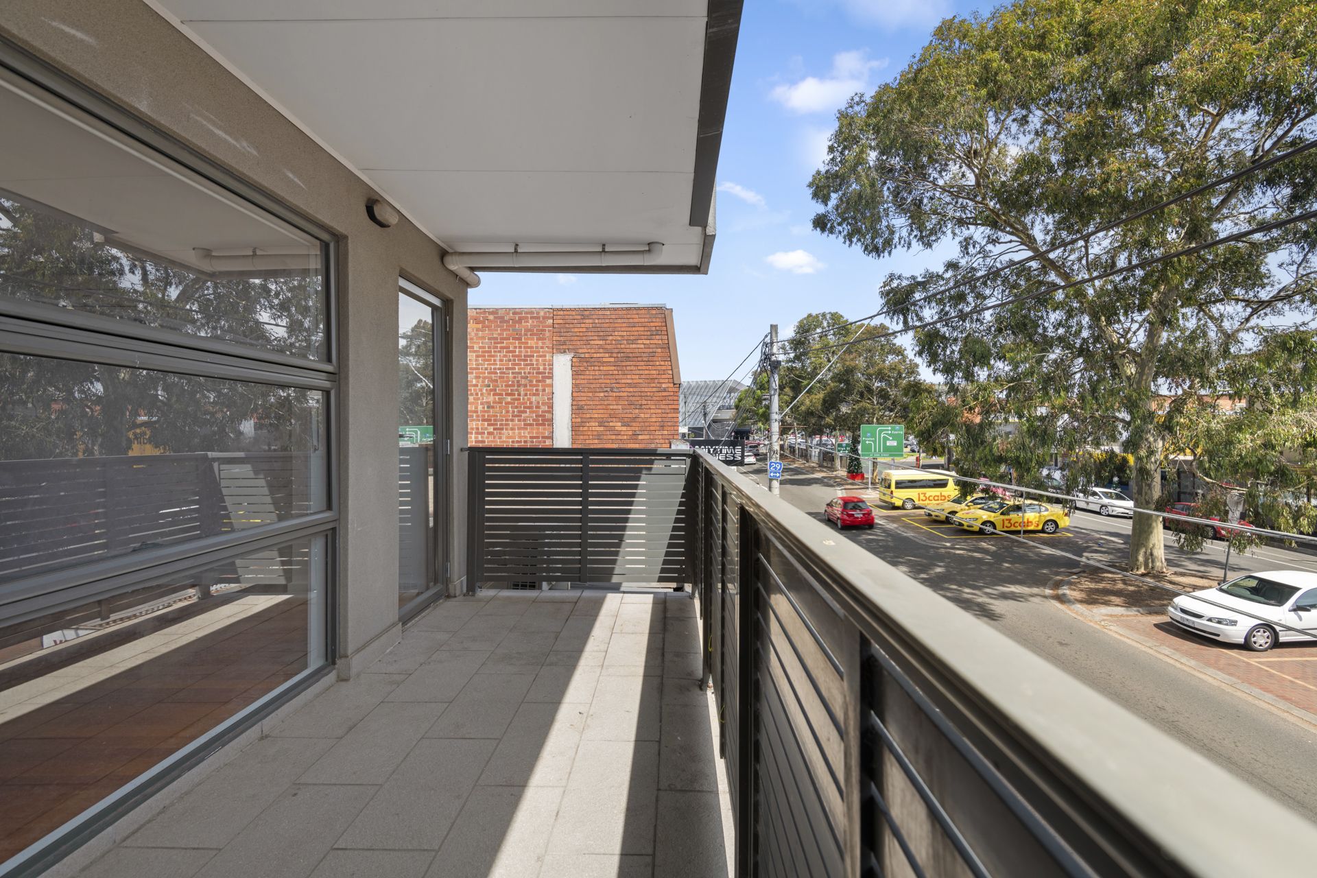 AFFORDABLE START - 
STUDENT ACCOMODATION