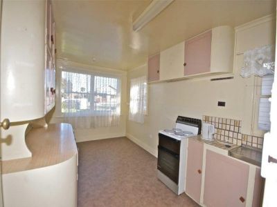 6
 
 
 
  
 
 
 3
 
 
 
  
 
 
 1
 
 
 
 
 
 
 
 10 Nicholls Street, DEVONPORT TAS 7310, Devonport - Thumbnail 4