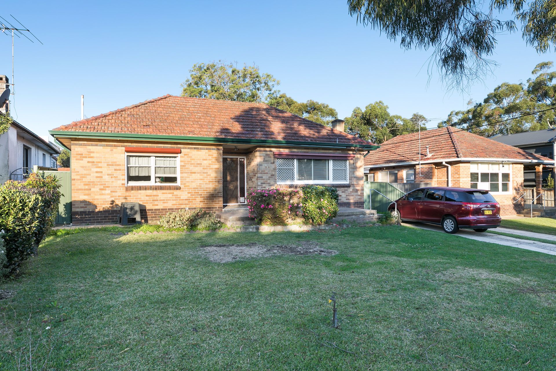 6 Mooki Street MIRANDA 2228