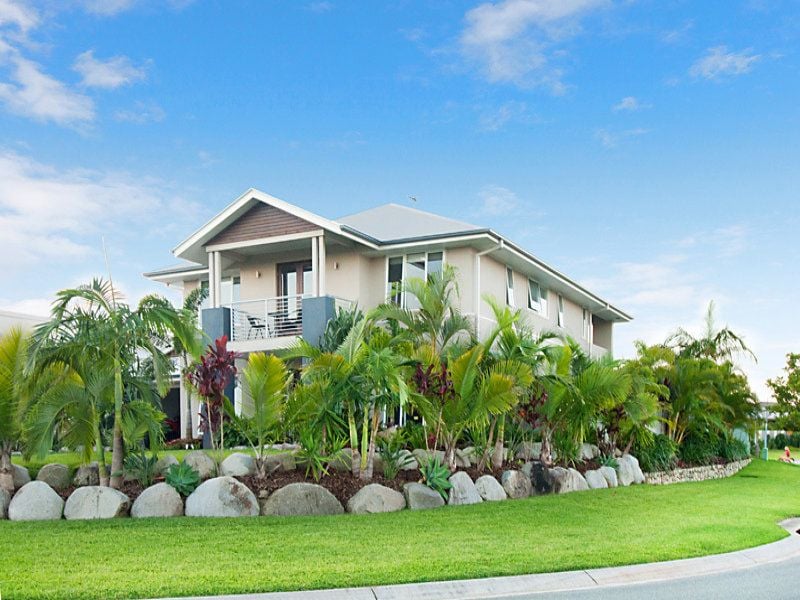 15 Selkirk Way PEREGIAN SPRINGS QLD