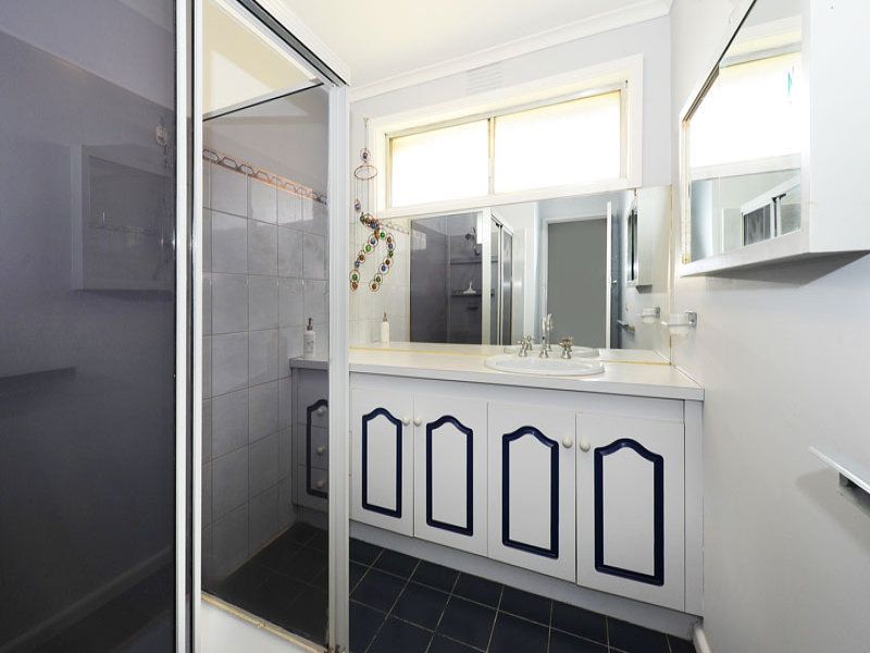 16 Frazer Avenue, Altona - Thumbnail 8