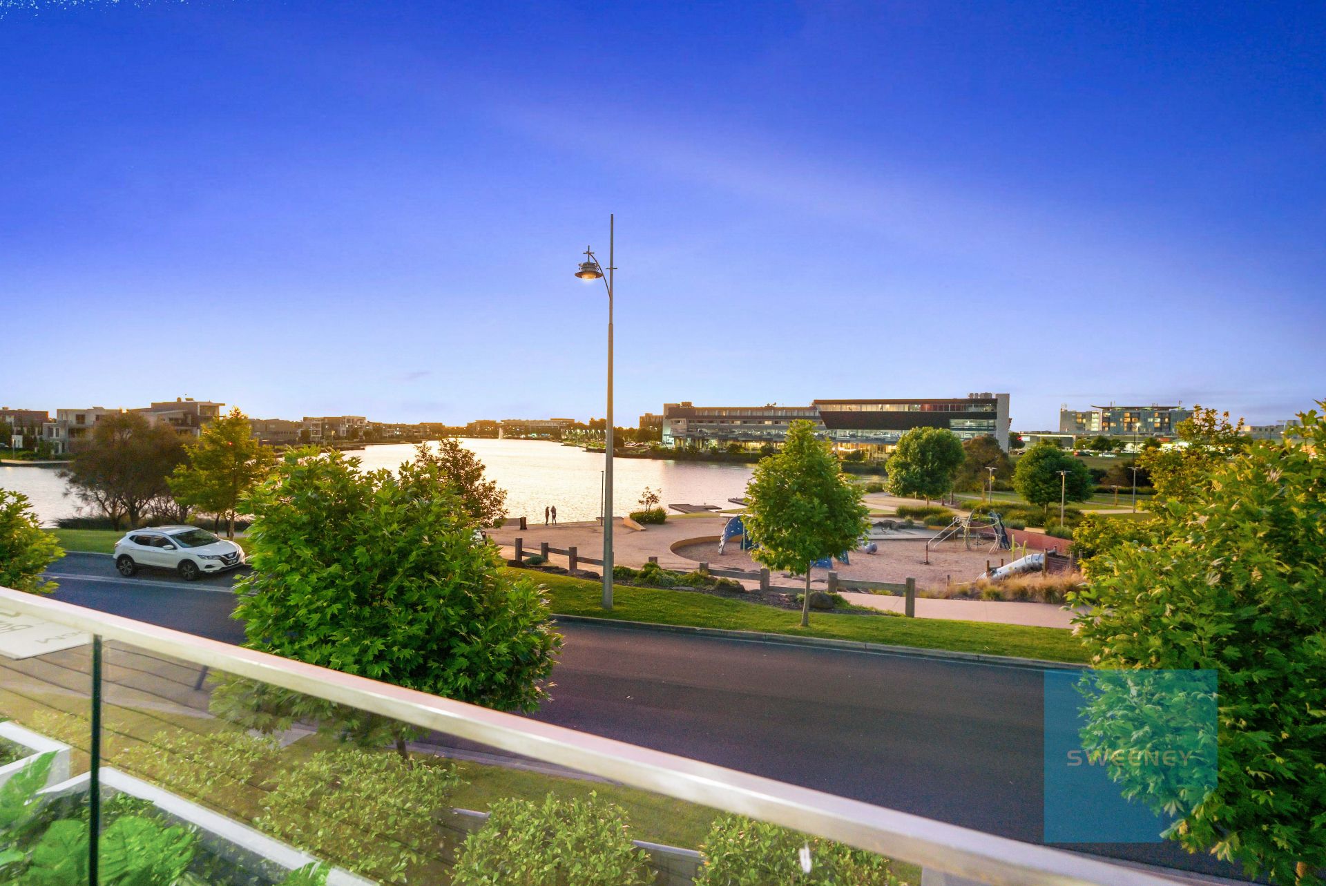 2 Boathouse Drive, Caroline Springs - Thumbnail 3