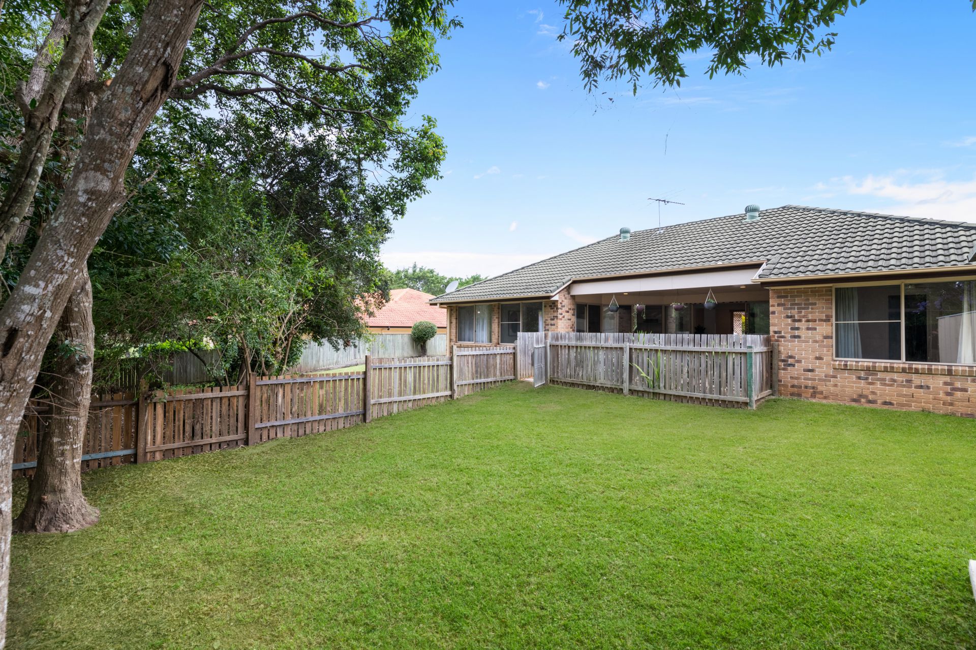 Real Estate For Sale 32 Karri Place Bridgeman Downs , QLD