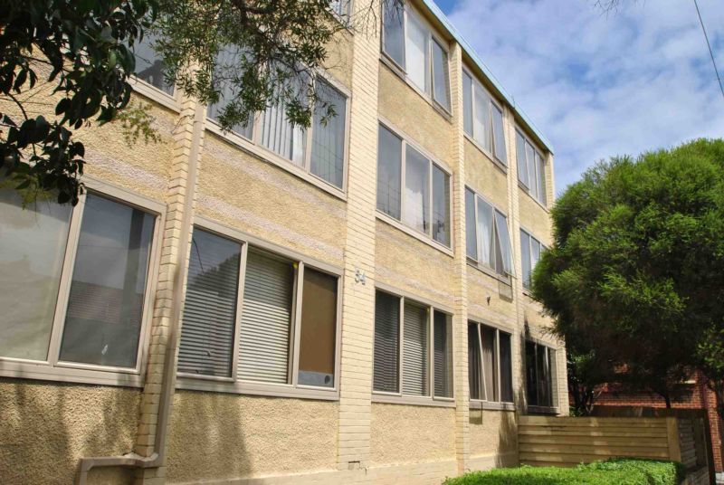 8/54 Balston Street, St Kilda East - Thumbnail 2