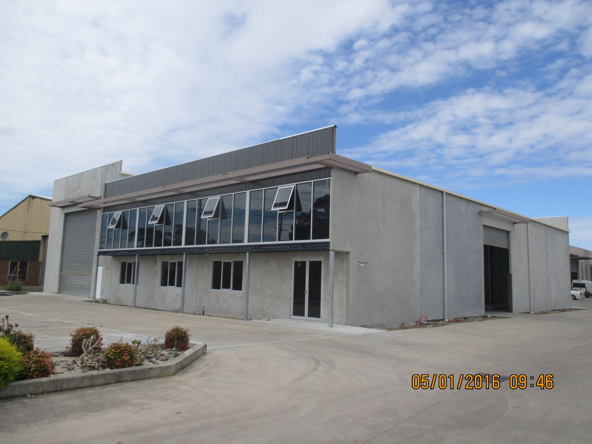 New 1,000sqm Office/Warehouse!
