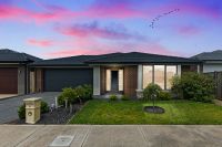 31 Pamplona Way, Clyde North VIC, Clyde North - Image 1