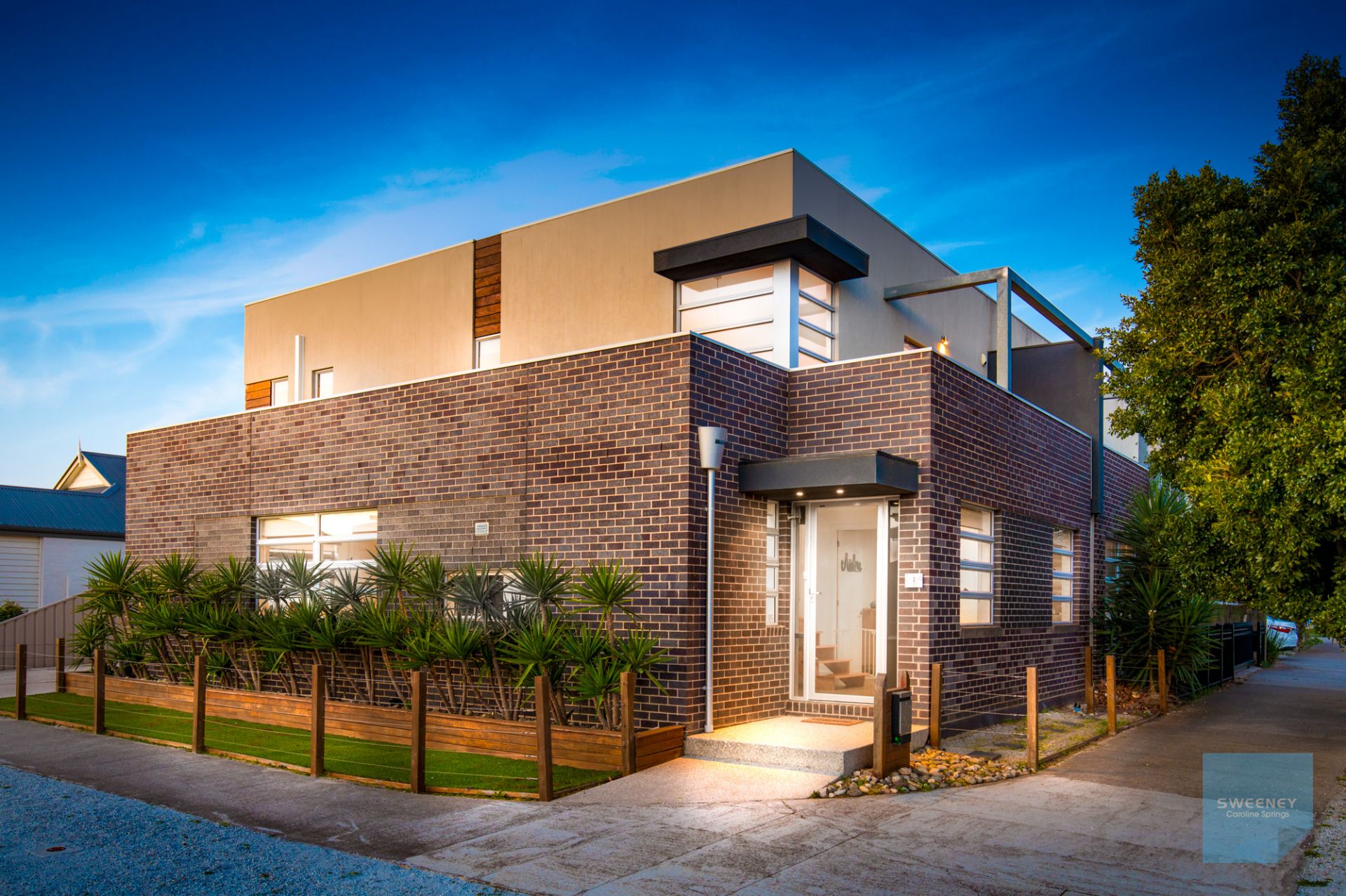1 Drusilla Place, Caroline Springs - Thumbnail 2
