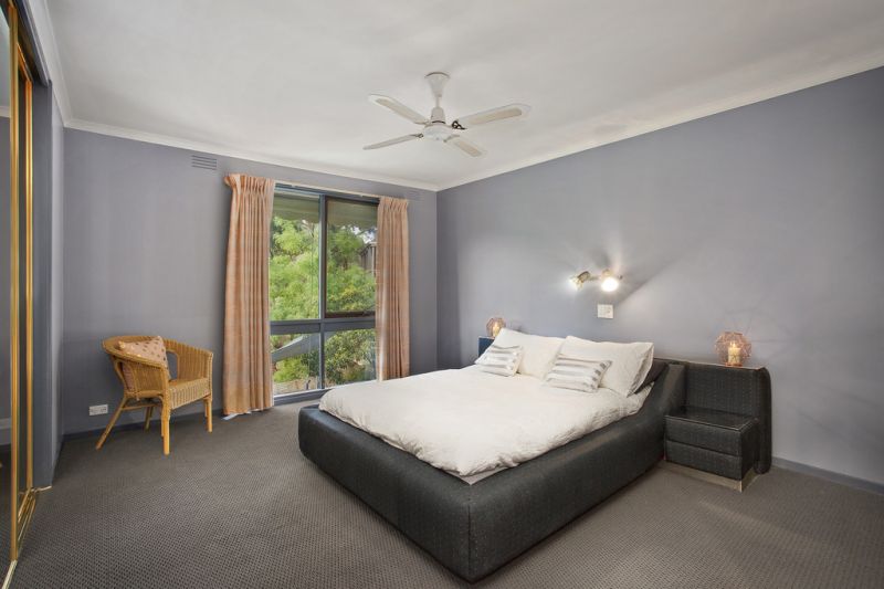 2 Tracey Place, Greensborough - Thumbnail 7
