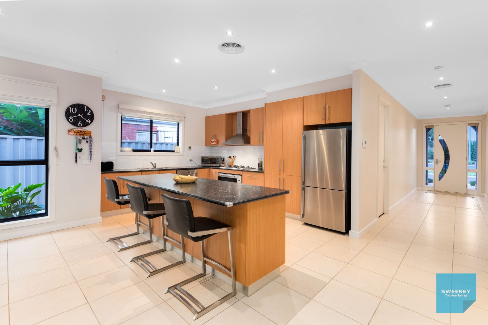 27 Gisborne Way, Caroline Springs - Thumbnail 3