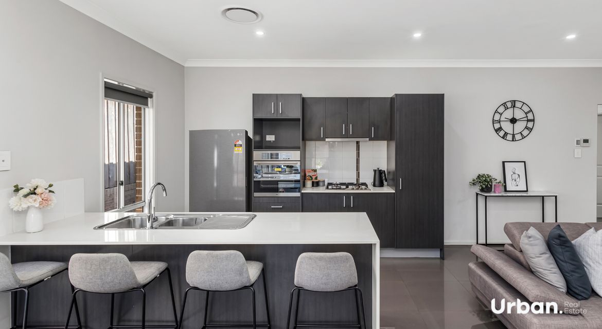 Colebee 11 Coronato Parade