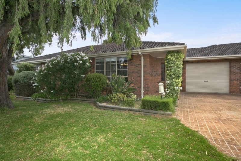 2/115 Hitchcock Avenue Barwon Heads VIC, Barwon Heads - Thumbnail 2