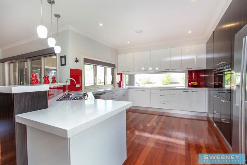 9 Arroyo Place, Caroline Springs - Thumbnail 3