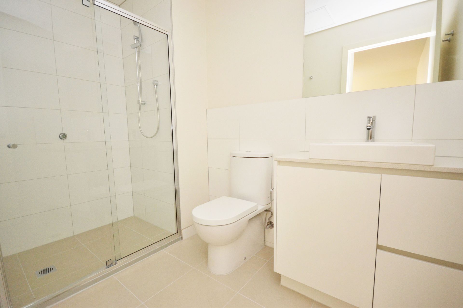 PRESTIGIOUS APARTMENT LIVING