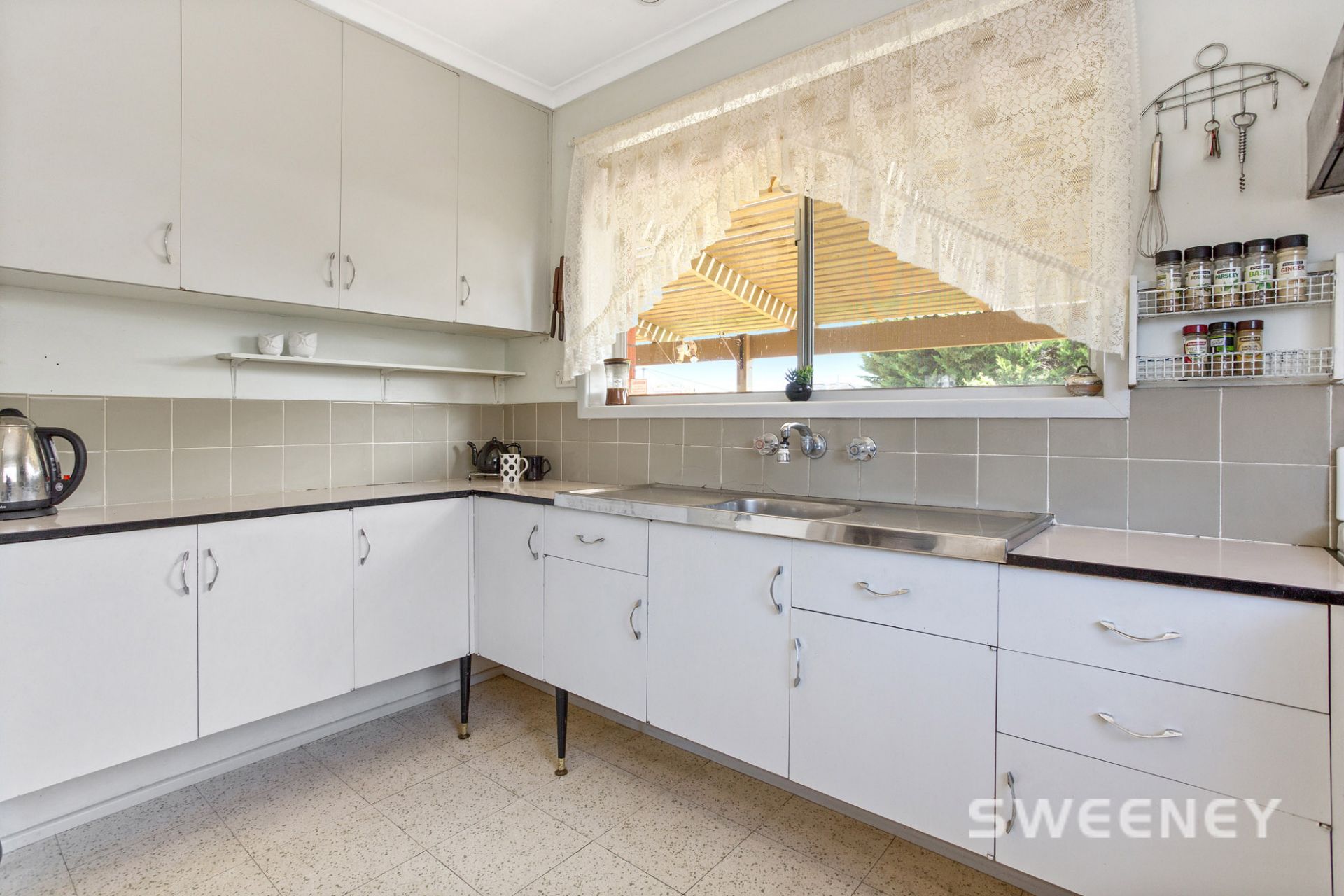 8 Rush Court, Altona - Thumbnail 5