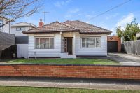 2 Hassett Street, Sunshine North VIC