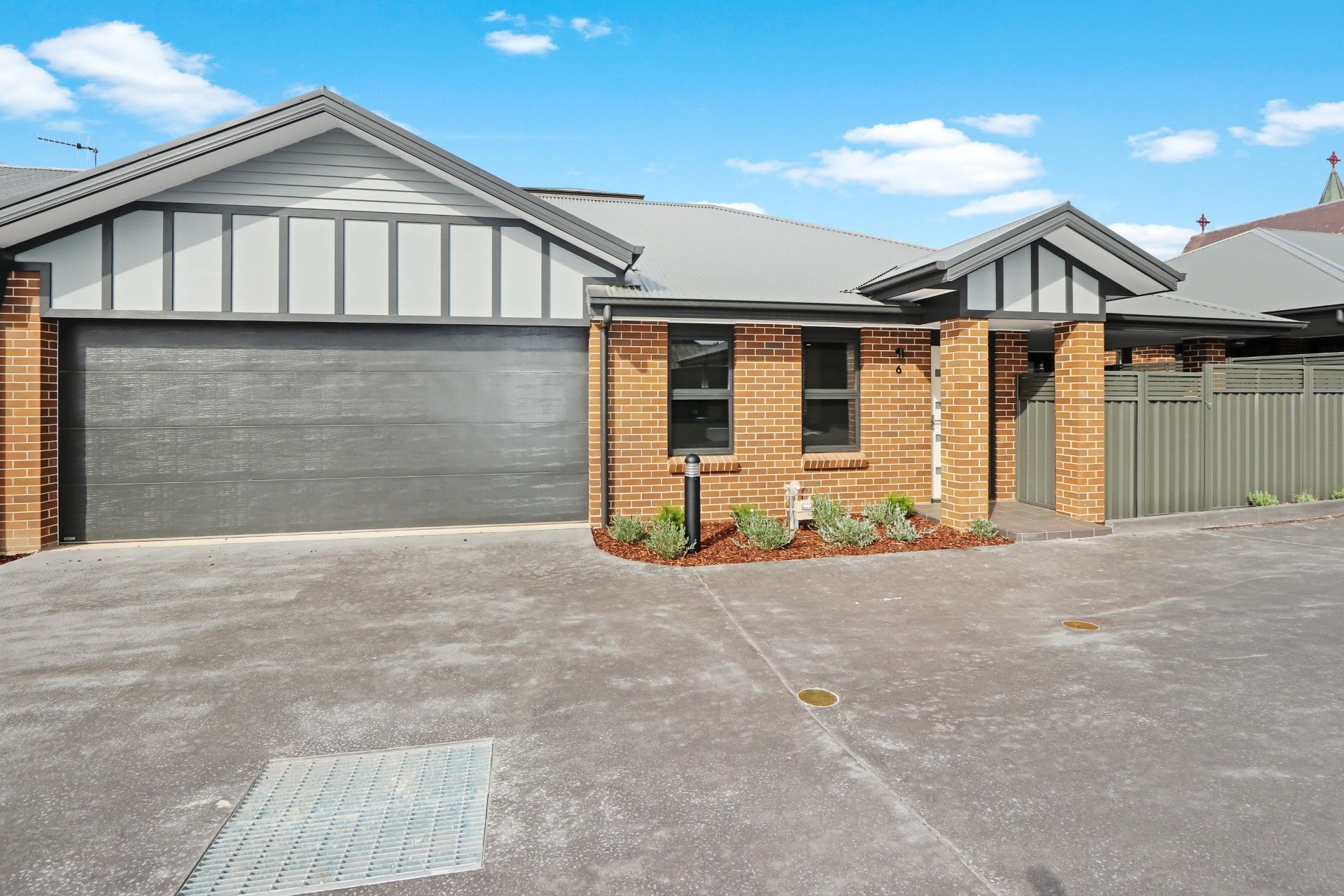 6/85 Bourke Street, Goulburn Goulburn First National Real Estate