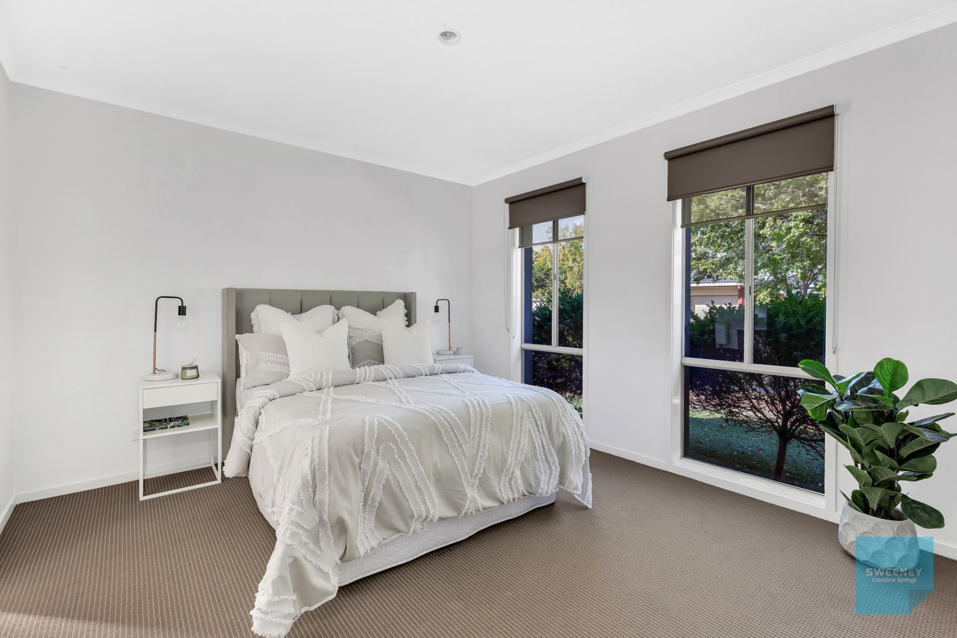 32 Strickland Crescent, Burnside - Thumbnail 8