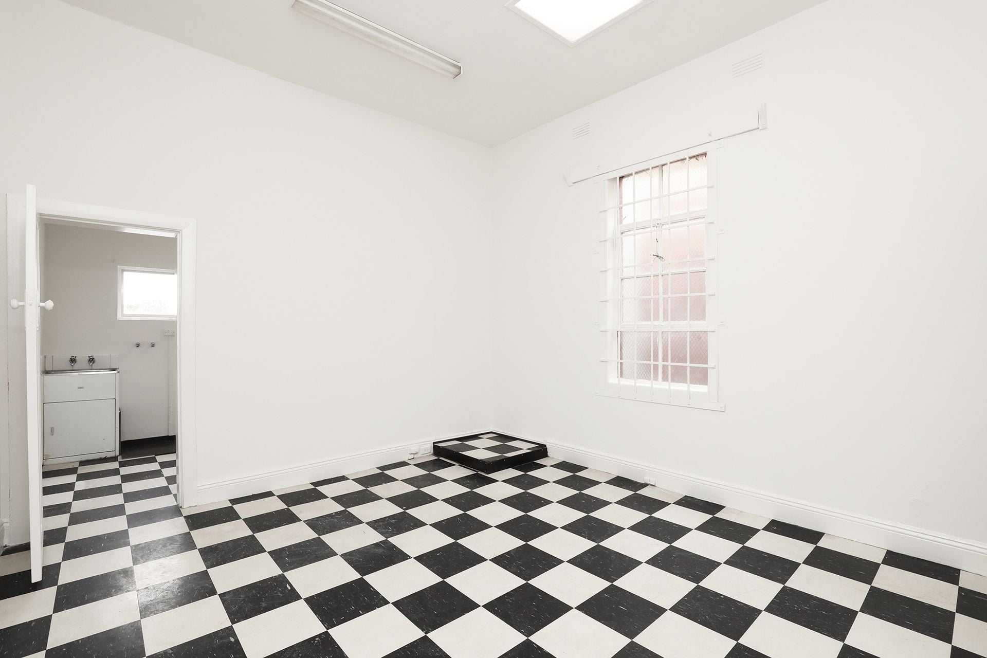 Rear/519 Malvern Road, Toorak - Thumbnail 4