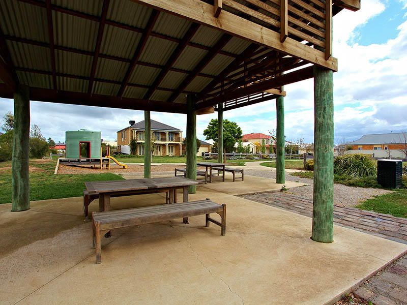 26 Salina Walk, Caroline Springs - Image 1
