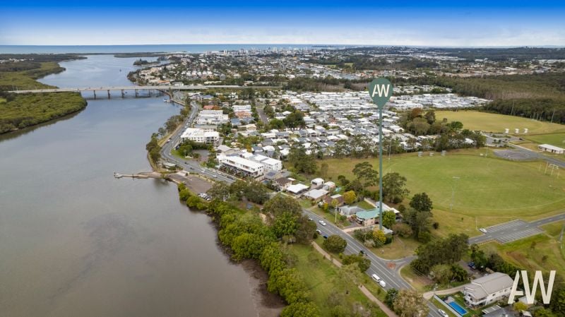 343 Bradman Avenue Maroochydore QLD, Maroochydore - Thumbnail 2