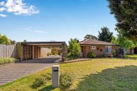 4 Ferneaux Place, Melton West VIC