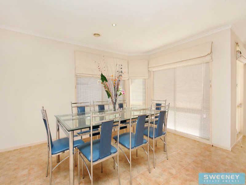 3 Naracoorte Drive, Caroline Springs - Thumbnail 6