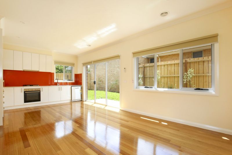 3/62 Rathcown Road, Reservoir