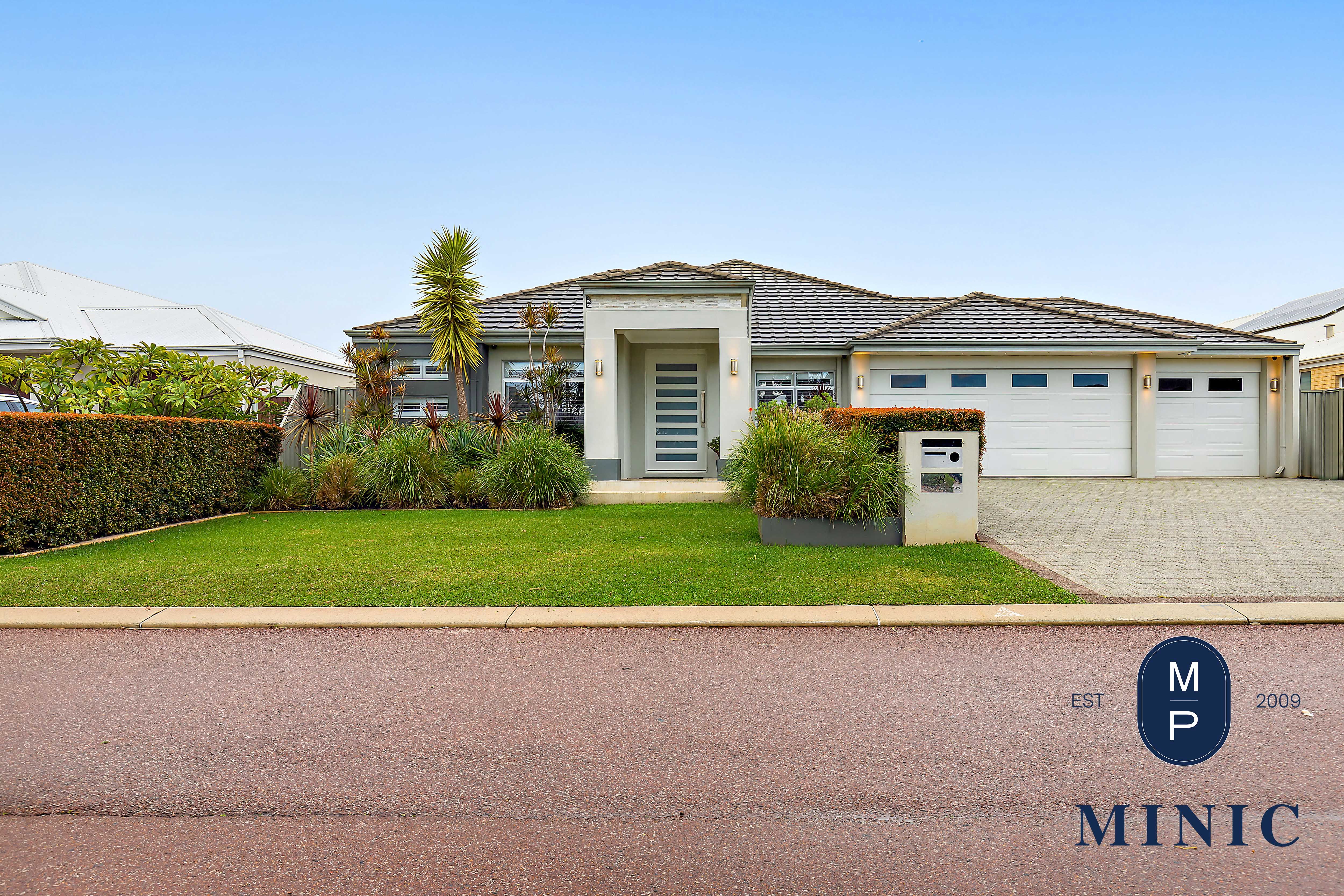 8 Aspinall Road, Byford