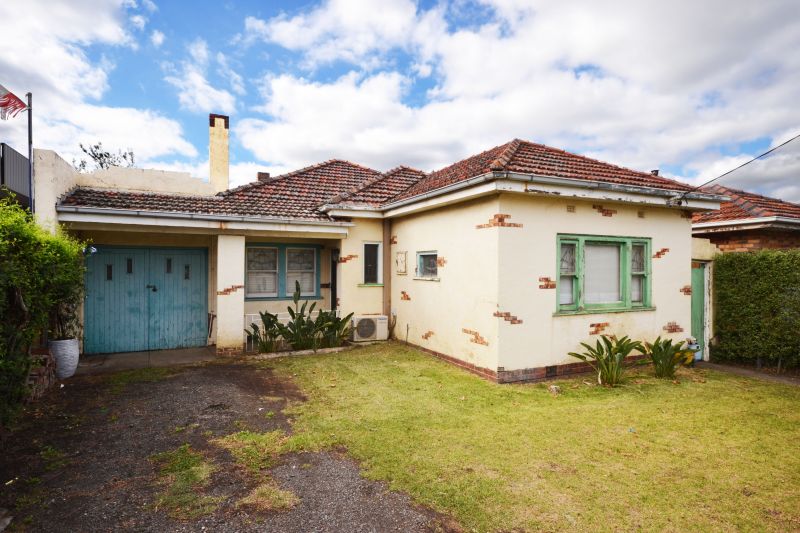 648 Plenty Road, Preston