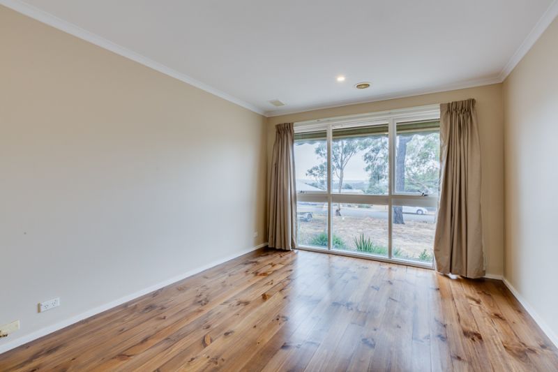 1 Moore Street, Bacchus Marsh - Thumbnail 3