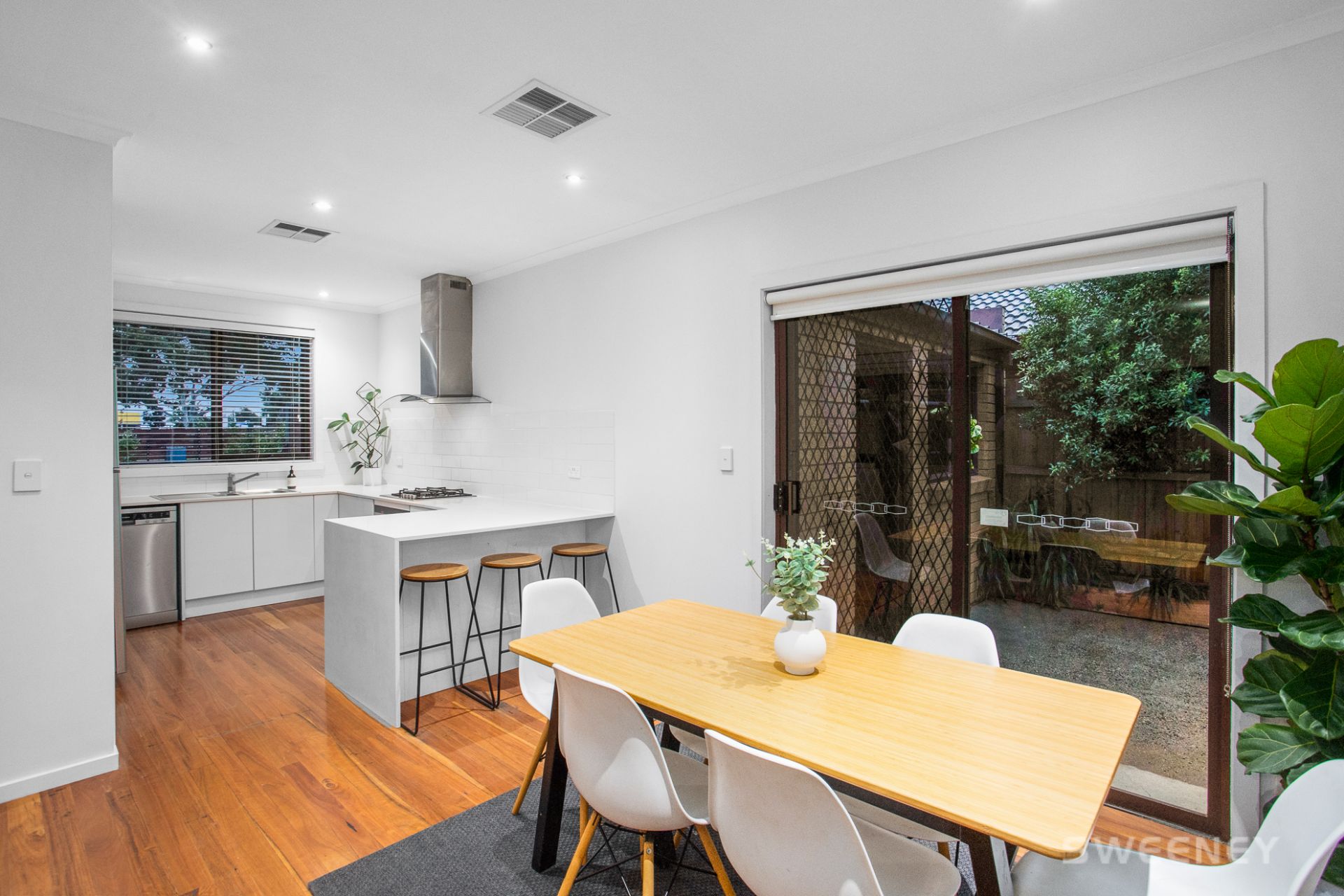 80 Grieve Parade, Altona - Thumbnail 3