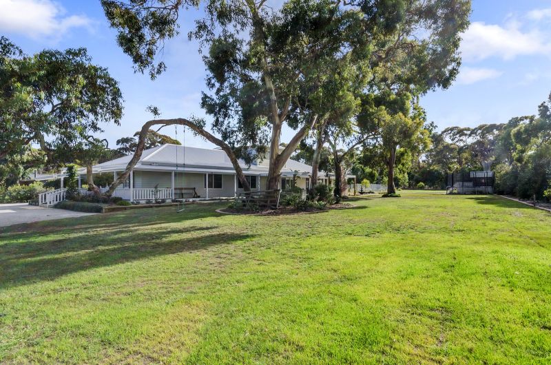22-24 Goandra Drive, Ocean Grove - Thumbnail 4