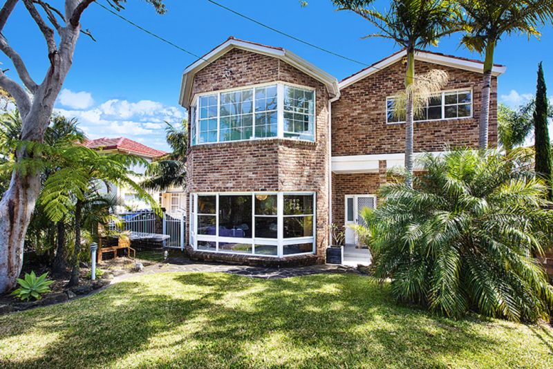 163 Nicholson Parade