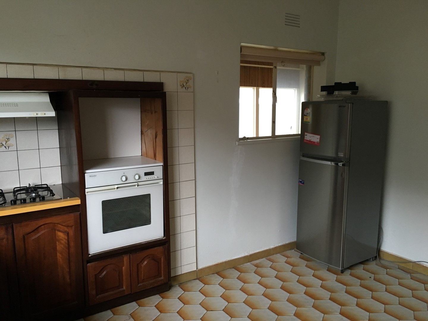 THREE BEDROOM WITH FULLY SELF-CONTAINED BUNGALOW!