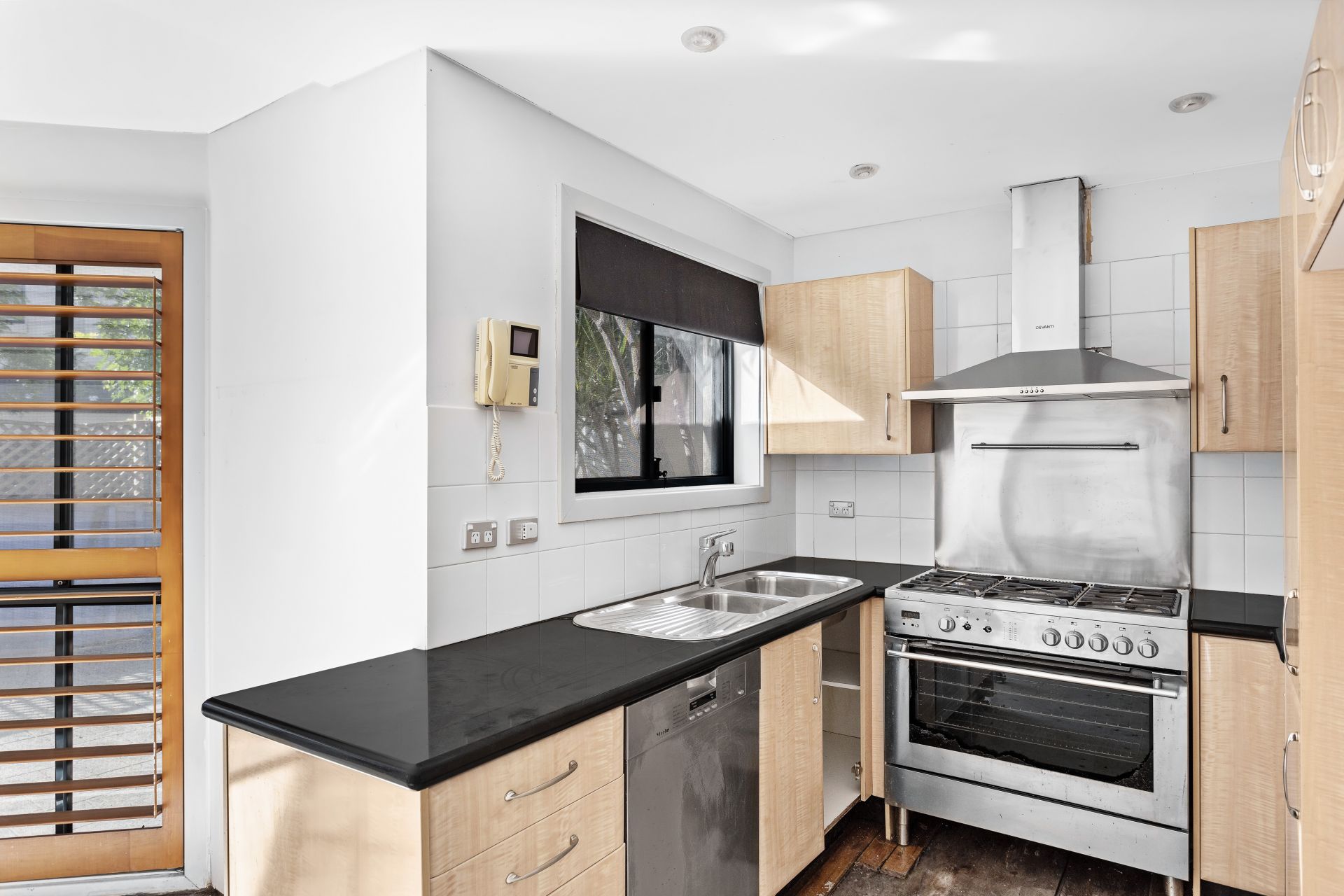 3/12-18 Kumbardang Avenue, Miranda, Miranda - Thumbnail 4