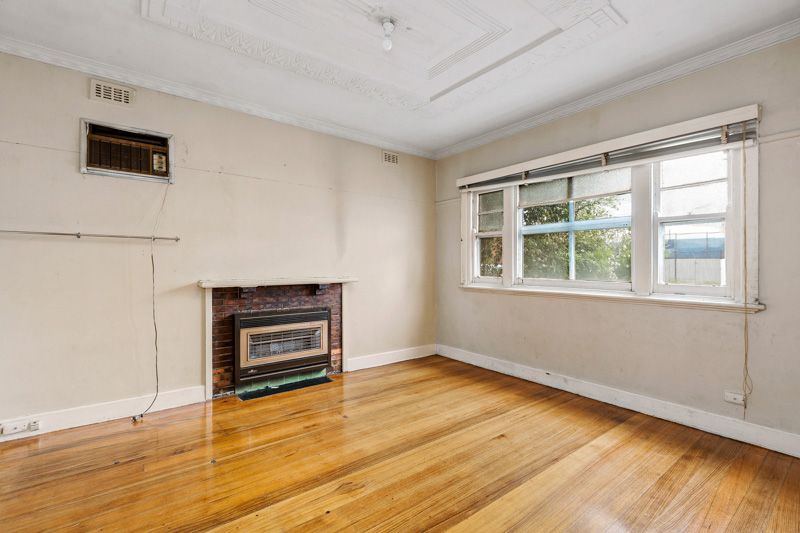 127 Sunshine Road, West Footscray - Thumbnail 4
