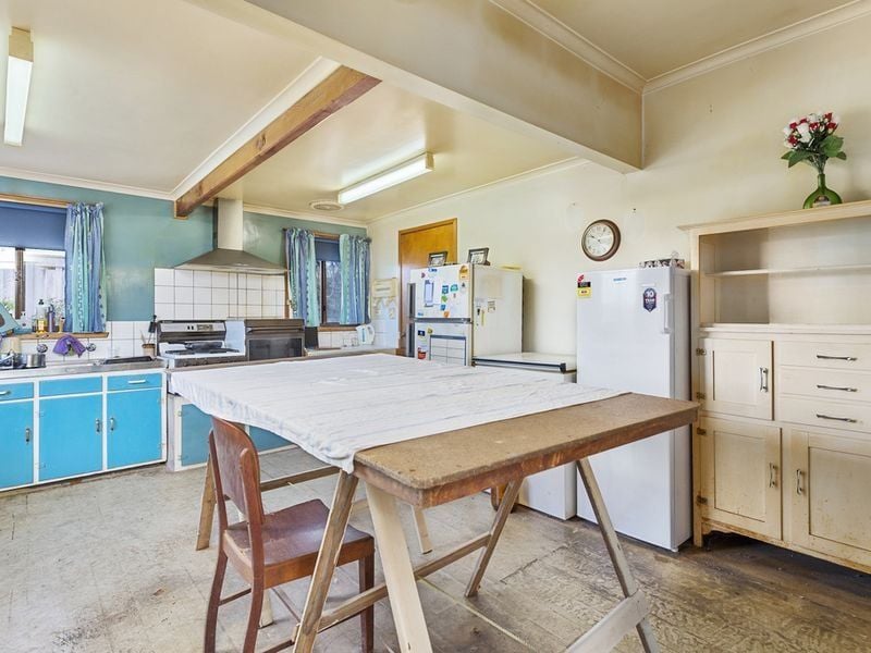 23 McLachlan Street, Apollo Bay, VIC, Apollo Bay - Thumbnail 2