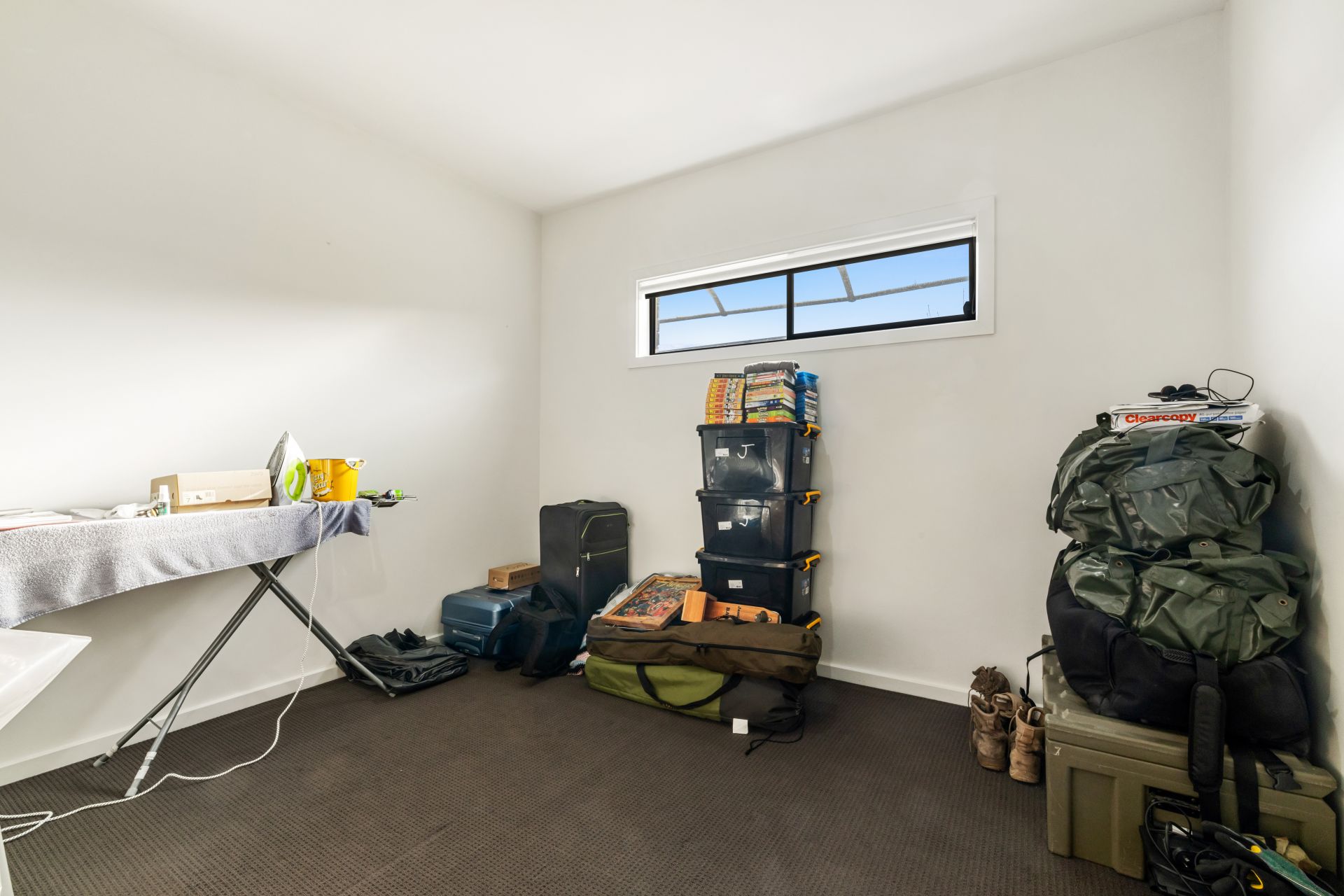 Modern & Light-Filled 2-Bedroom Unit for Rent