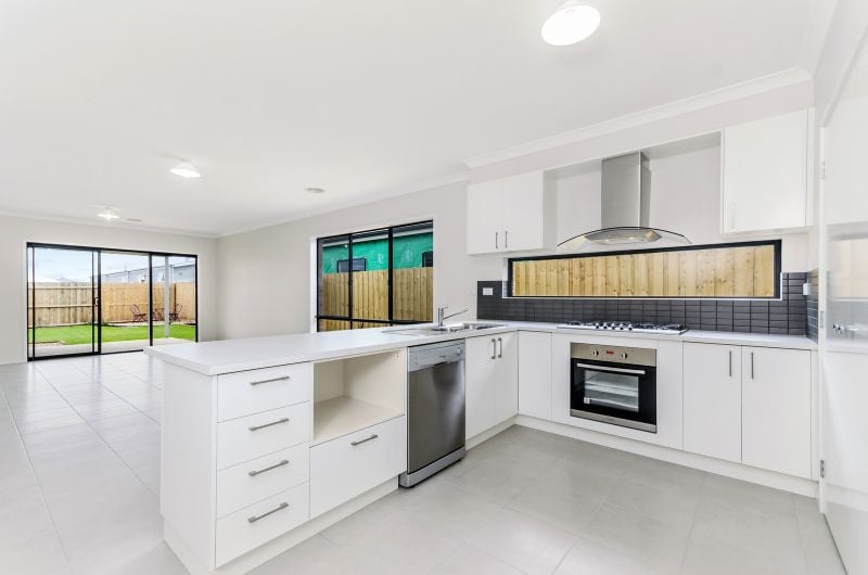 11 Tyro Street Ocean Grove VIC, Ocean Grove - Thumbnail 3