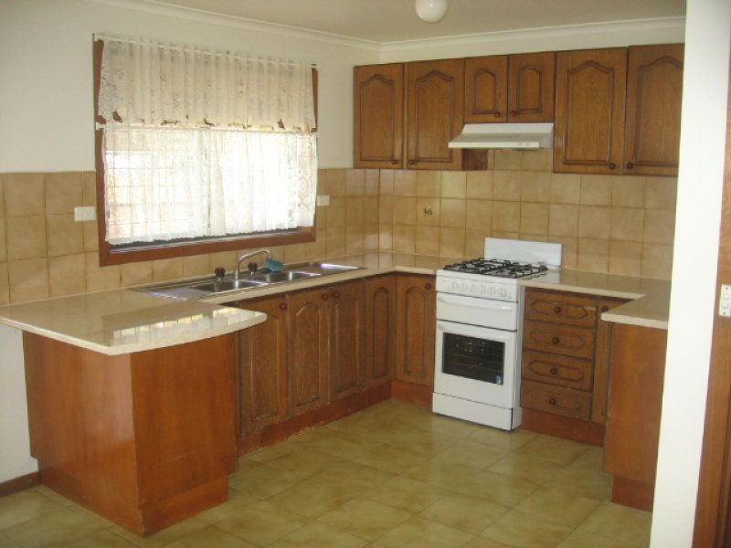 CLOSE TO ALL AMENITIES