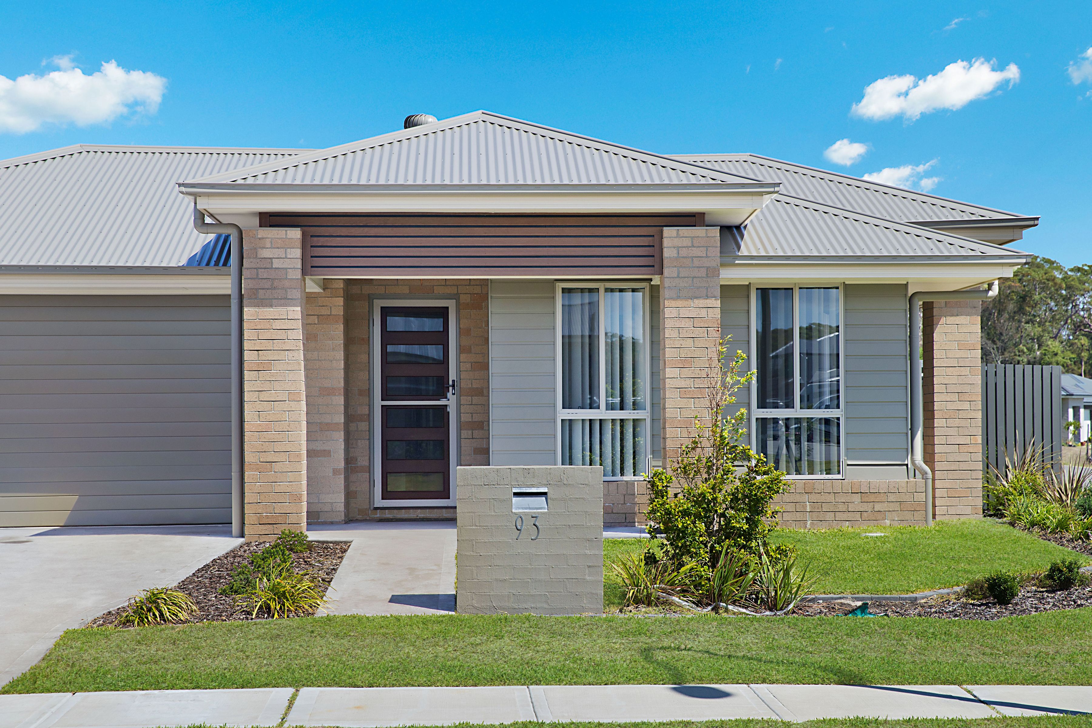 Sold property 93 Seaside Boulevard Fern Bay , NSW 2295