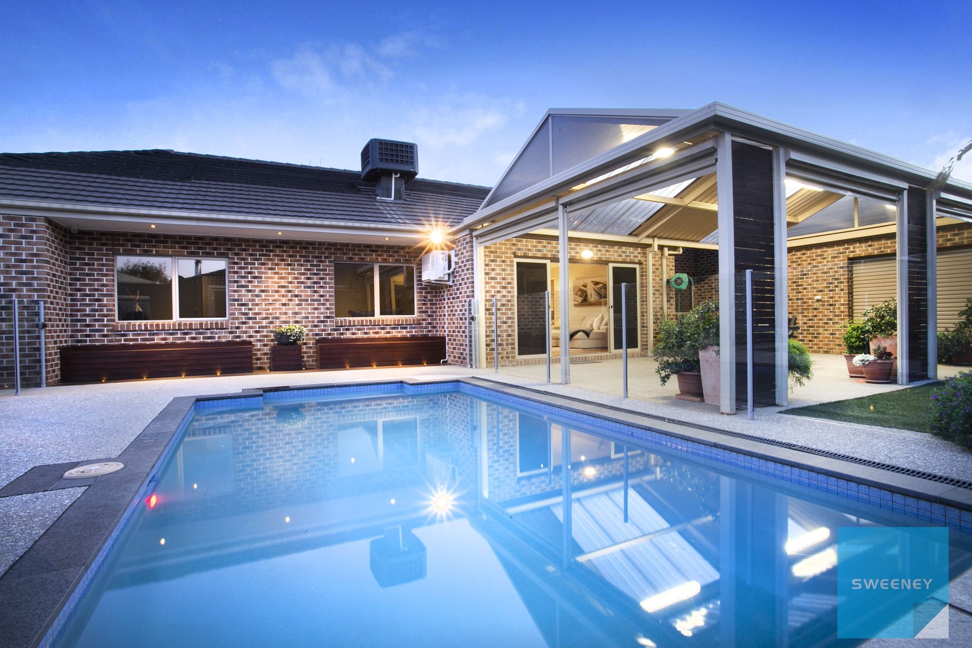 16 Great Barr Crescent, Caroline Springs - Thumbnail 4