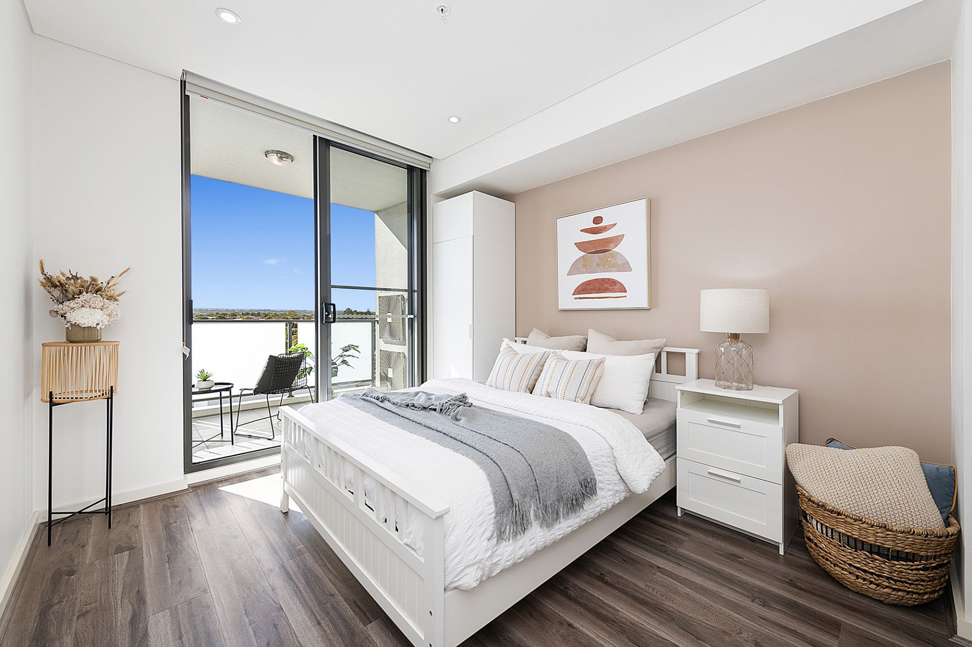 1010/4 Nipper Street, Homebush, Homebush - Thumbnail 6