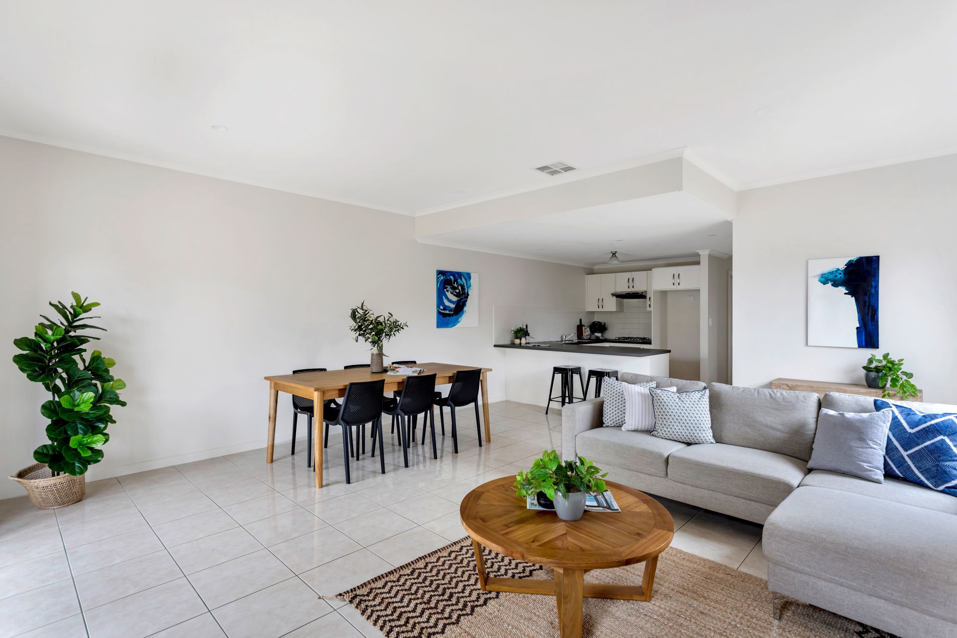11B Raggatt Crescent MITCHELL PARK SA, Mitchell Park - Thumbnail 3