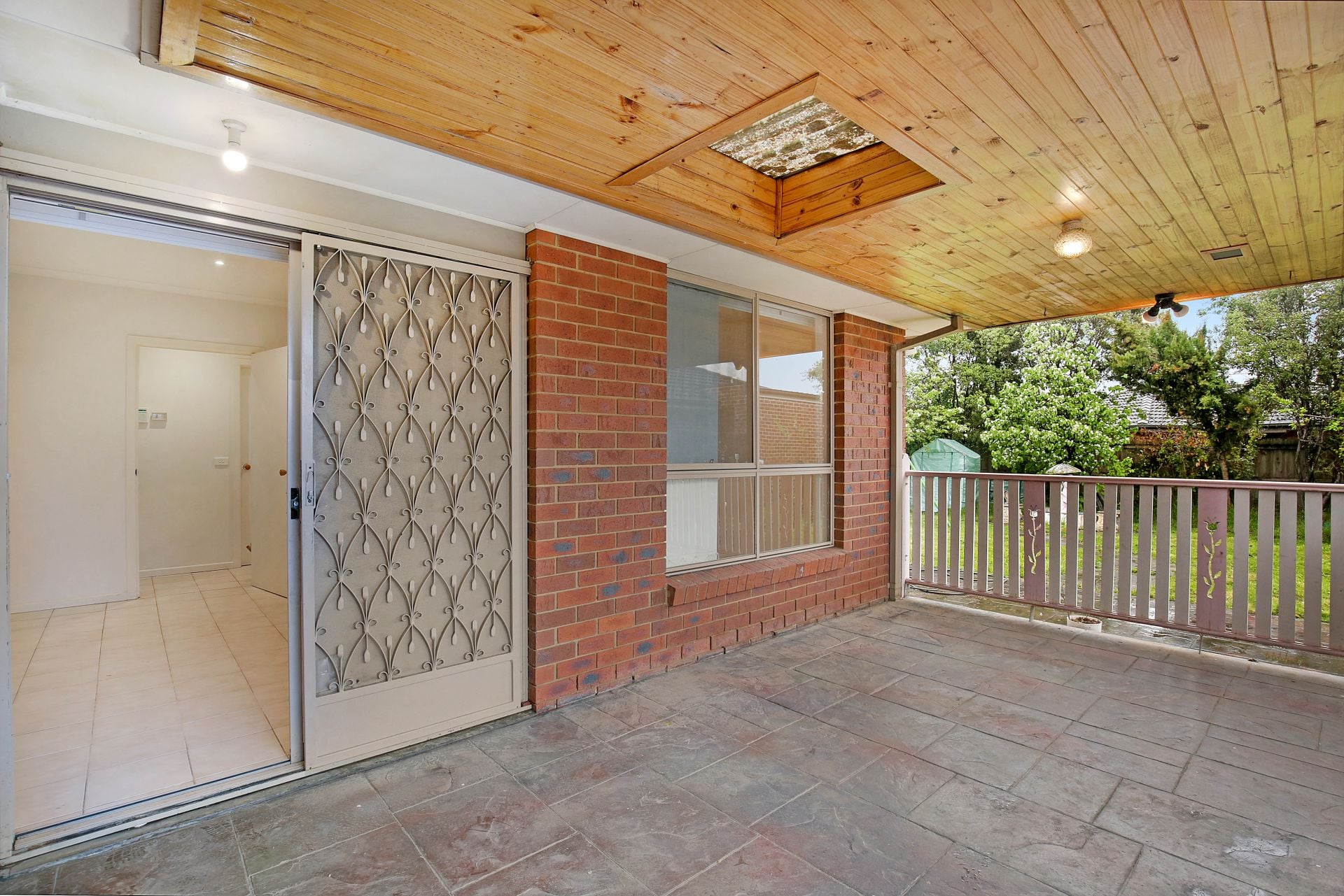 AFFORDABLE & CENTRAL LOCATION!